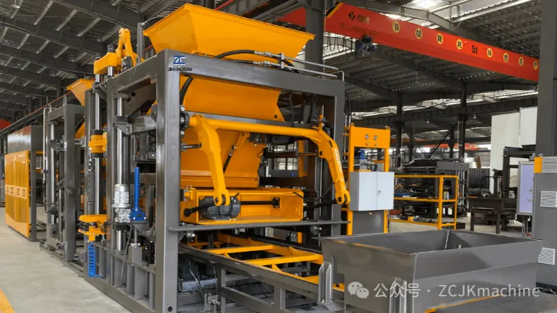 Машине за производњу блокова на серво погон: Смањите трошкове електричне енергије за 30–50% уз енергетски ефикасну технологију